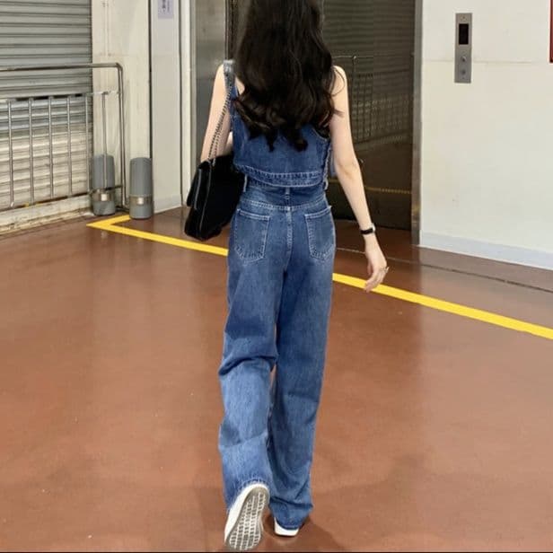 オーバーオール風ロゴ入りビスチェトップス＆ハイウエストストレートデニムパンツ 華奢見え甘辛MIXセットアップ（上下別売り）