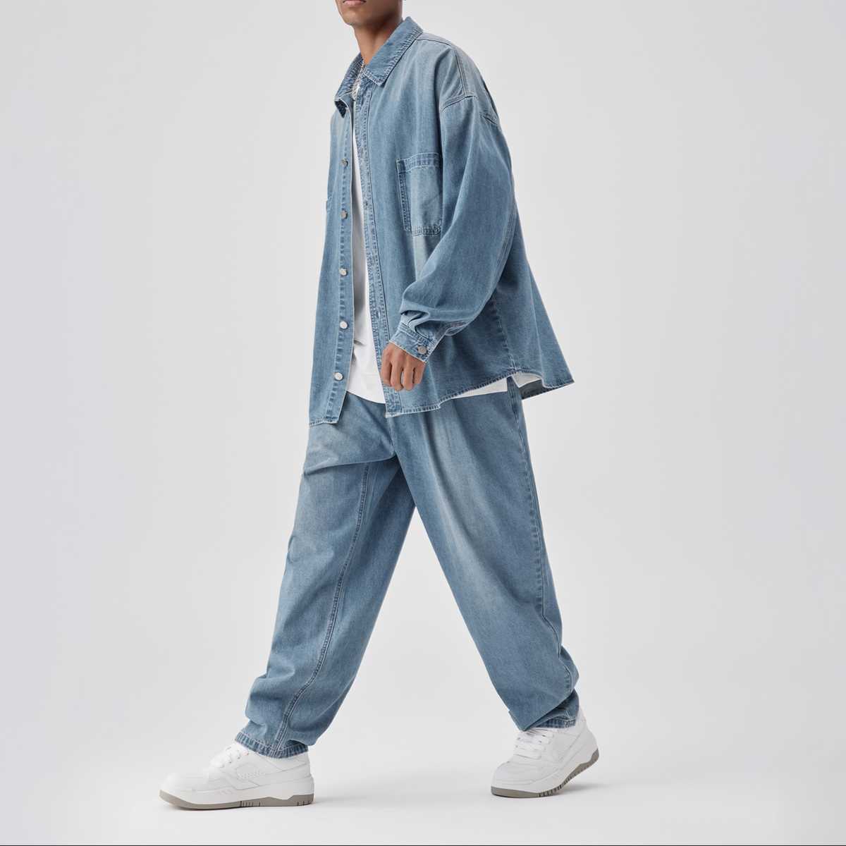 ウォッシュ加工ワイドシルエットデニムシャツ×ワイドパンツ メンズ向け クールカジュアルセットアップ