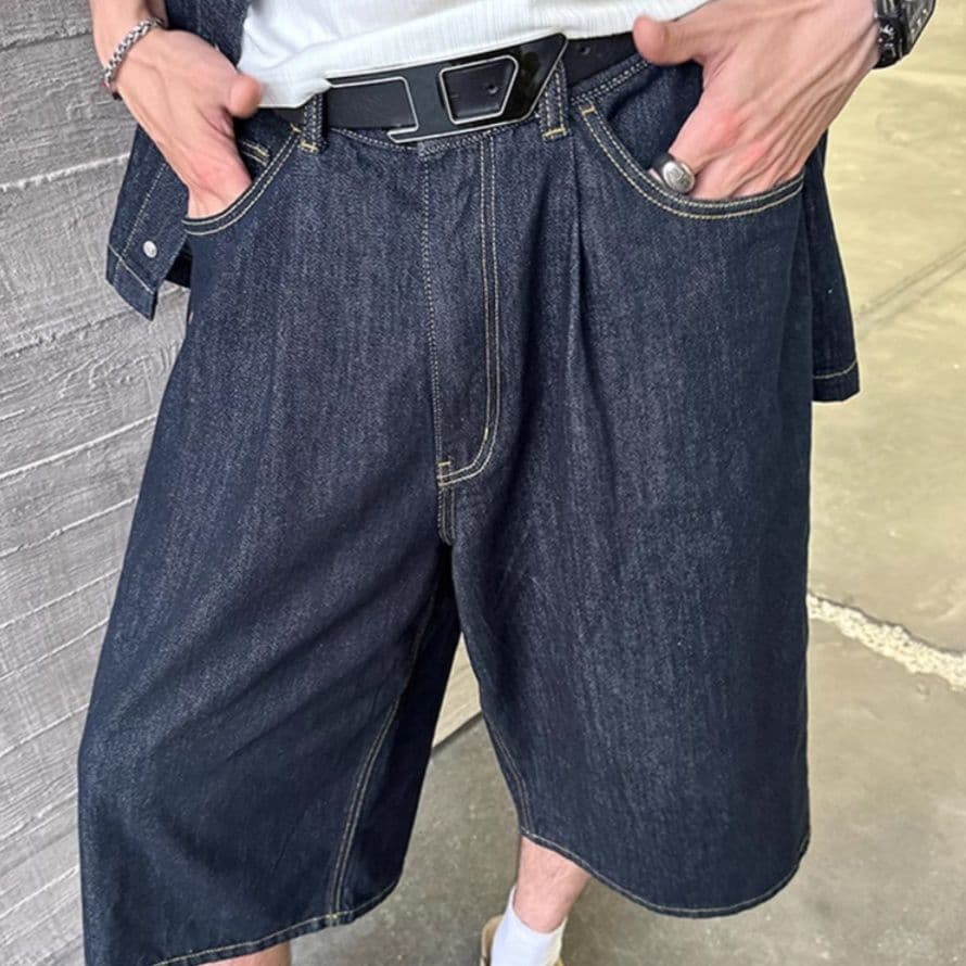 デニムセットアップ ゆったり半袖シャツ＆ワイドハーフパンツ クールカジュアルなメンズ向け2点セット