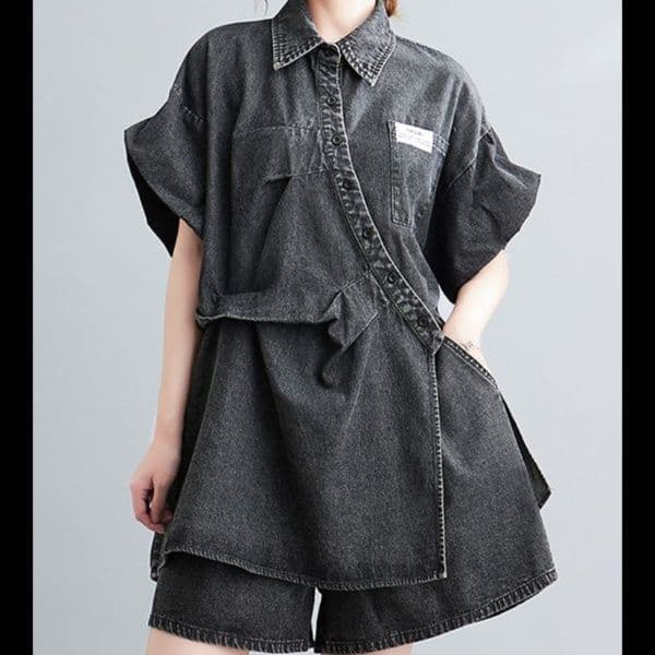 デニムセットアップ 斜めボタンシャツ×ショートパンツ 人とかぶらない細見えレトロモダン2点セット