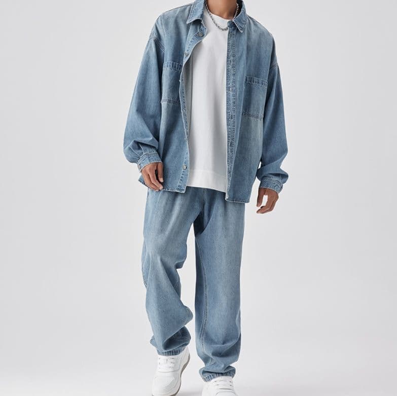 ウォッシュ加工ワイドシルエットデニムシャツ×ワイドパンツ メンズ向け クールカジュアルセットアップ