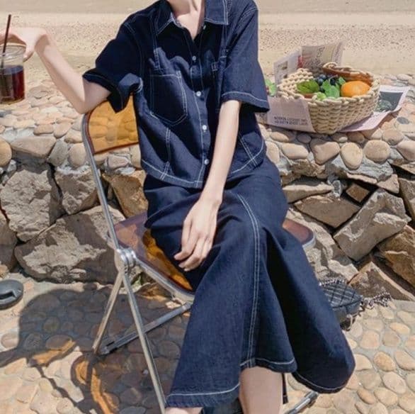 ダークデニムセットアップ 薄手半袖シャツジャケット・バックスリットロングスカート 夏向け 大人可愛い韓国風ツーピース