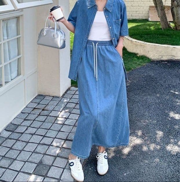 デニムセットアップ ストライプ半袖シャツ×スリットロングスカート クールフェミニン 細見え上下セット