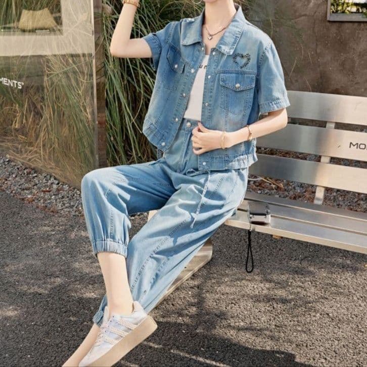 ハートモチーフデニム半袖ジャケット＆ハイウエストクロップドパンツ 着回し抜群 爽やか細見えセットアップ