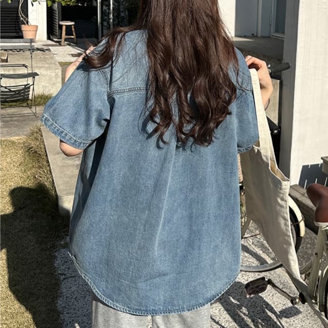 ウォッシュ加工半袖デニムシャツ×ショートパンツ ゆる可愛い 爽やか夏映えセットアップ(上下別売り)