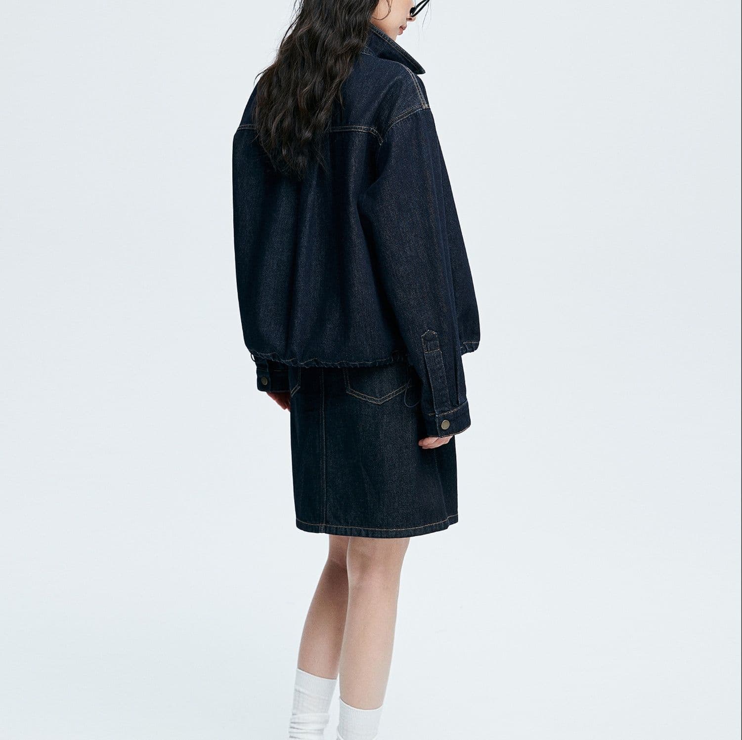 ゆったりクラシカルデニムジャケット×すっきりミニスカート シンプル万能 ダークデニムセットアップ(上下別売り)