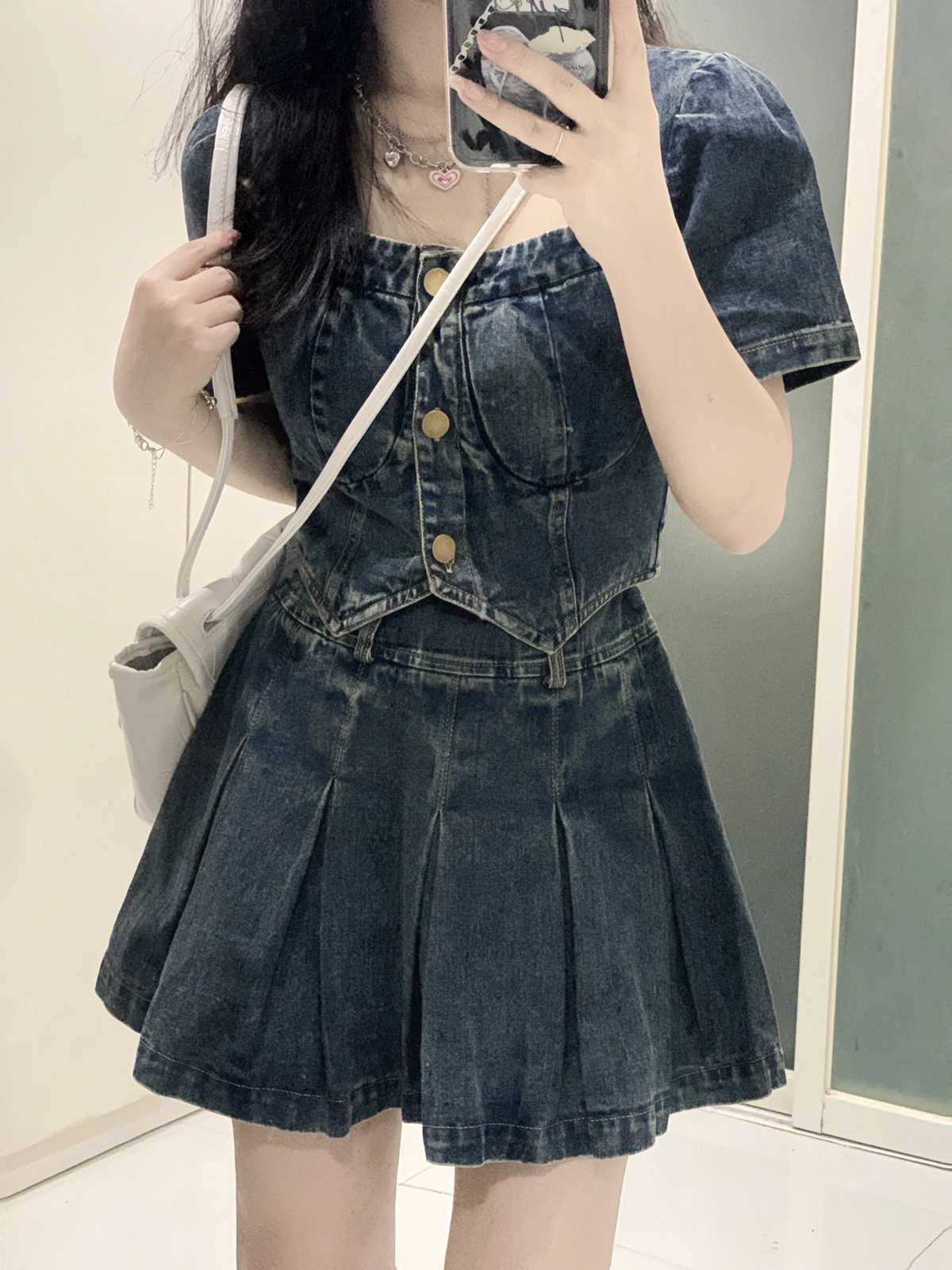 デニムセットアップ パフスリーブクロップドトップス&プリーツミニスカート ヴィンテージ風クールガーリーツーピースセット