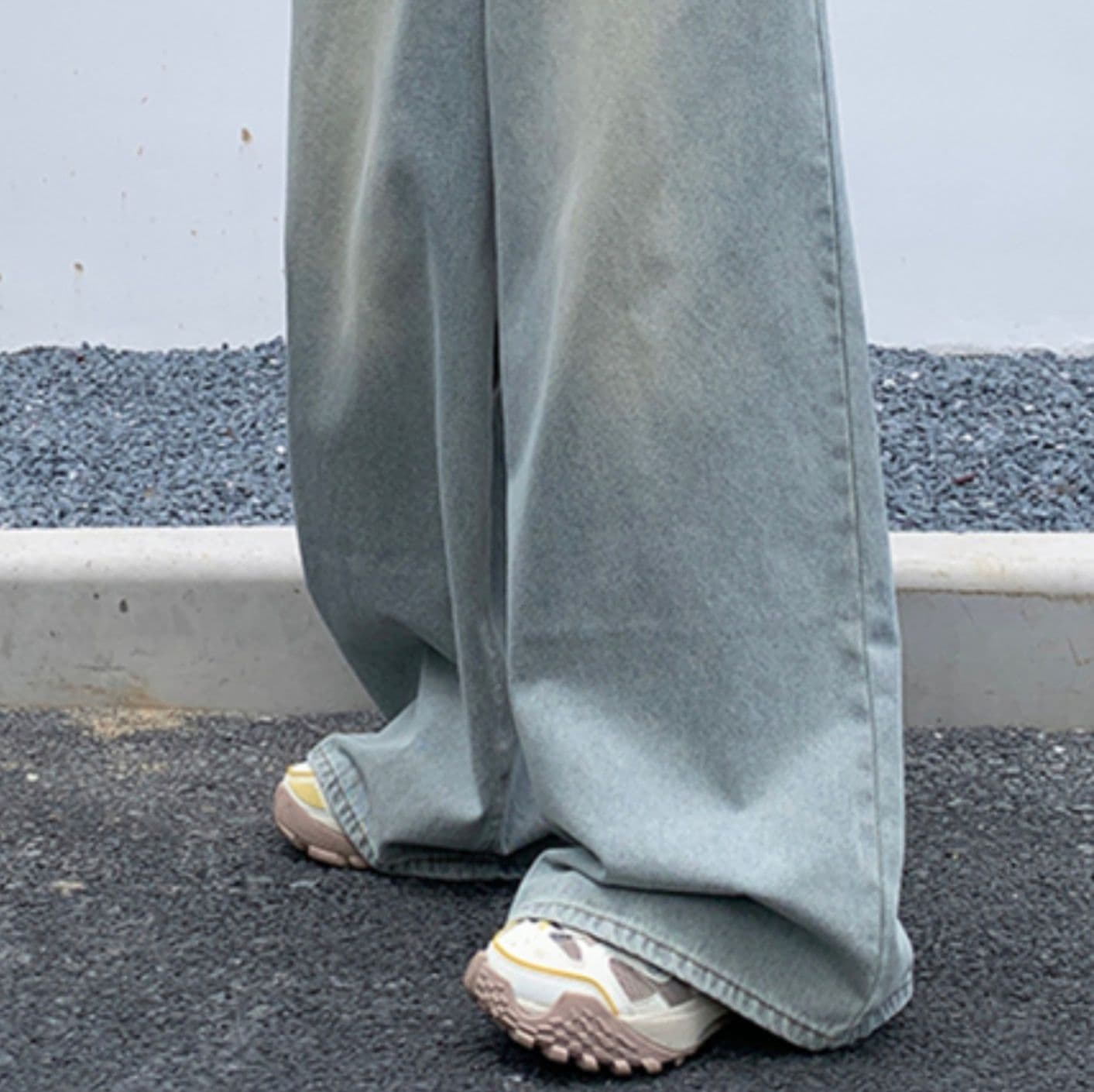 ゆったり半袖デニムシャツ×ワイドパンツ メンズ向け ウォッシュ加工 爽やかカジュアルセットアップ