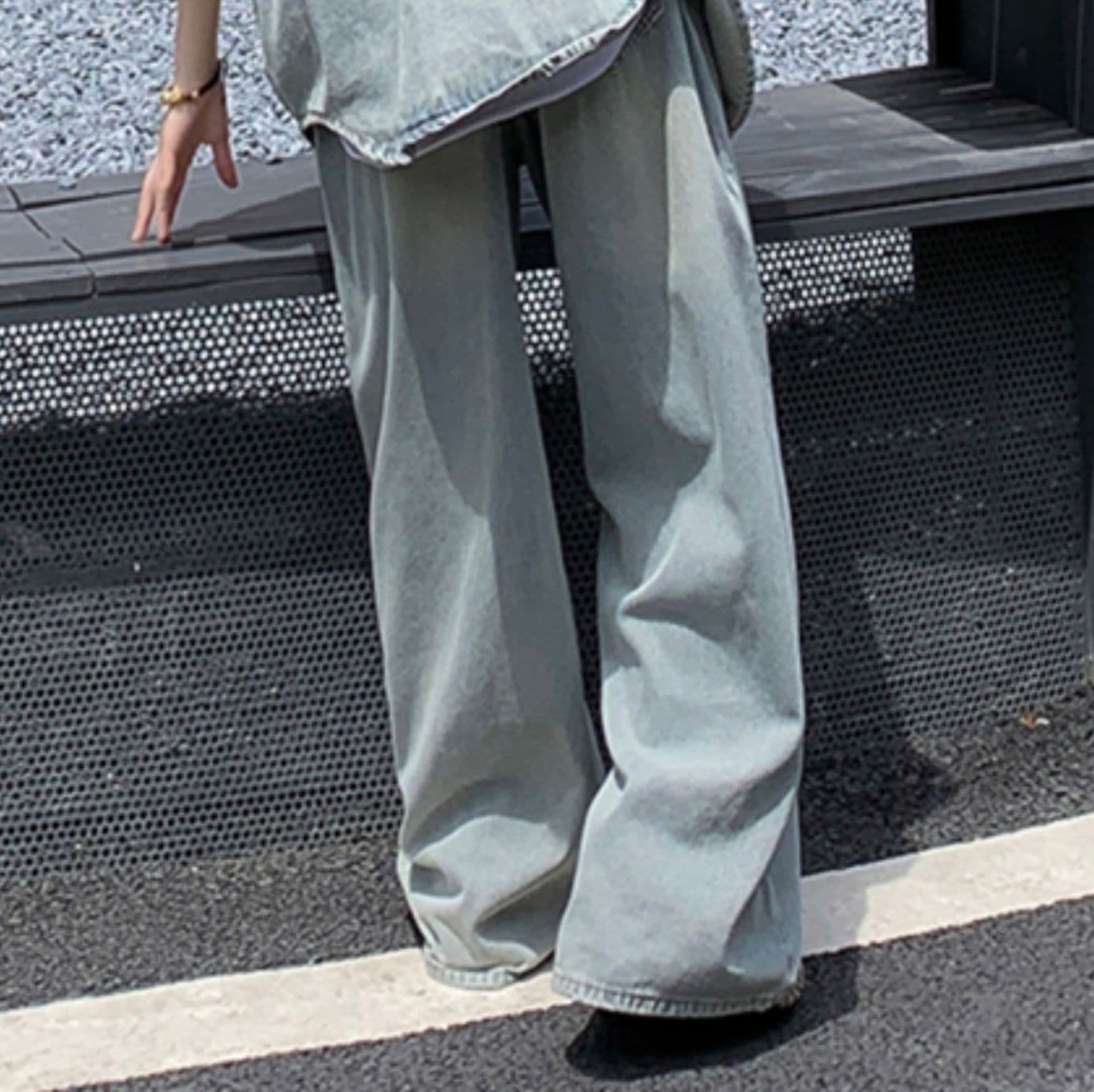 ゆったり半袖デニムシャツ×ワイドパンツ メンズ向け ウォッシュ加工 爽やかカジュアルセットアップ