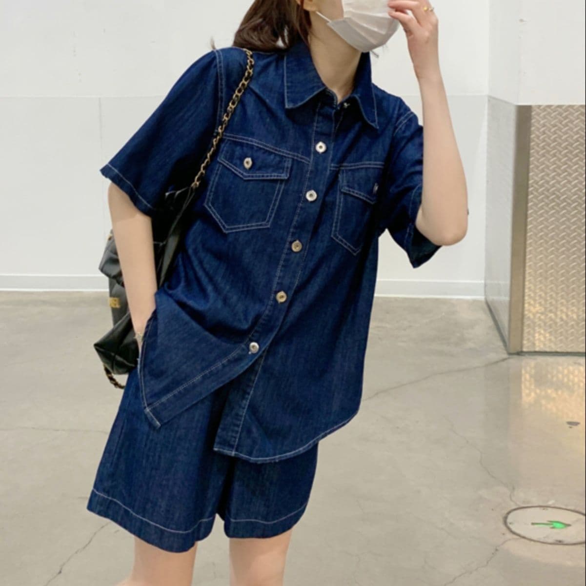 デニムセットアップ ヴィンテージ風薄手半袖シャツ&ワイドショートパンツ 夏のきれいめゆるかわ上下セット