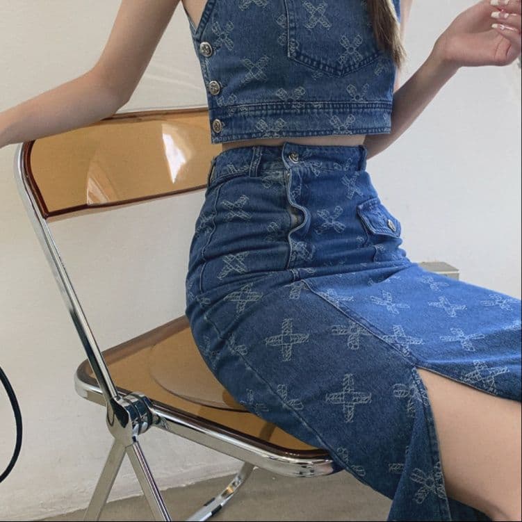 柄入りデニムショートキャミトップス&ハイウエストスリットミディスカート 華奢見え大人ガーリーセットアップ