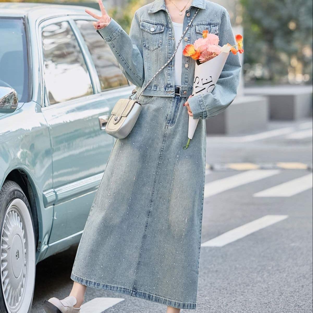 ラメ装飾ゆったりデニムジャケット&バックスリットロングスカート 着回し抜群 フェミニンカジュアルセットアップ