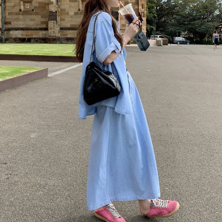 ゆったり半袖デニムシャツ+フレアロングスカート 夏向け ほの甘塩系華奢見えセットアップ