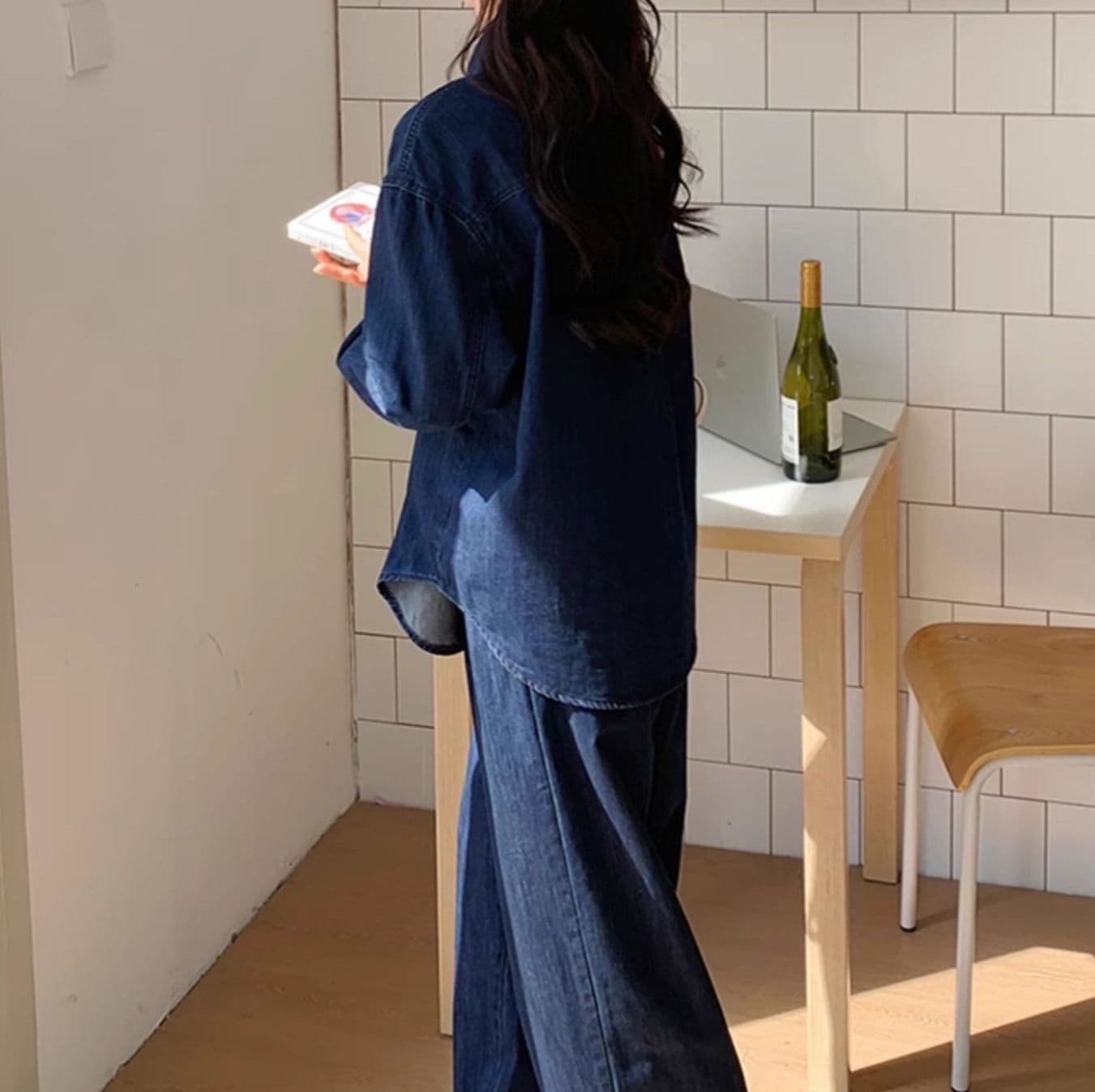 デニムセットアップ ゆったりデニムシャツ&ワイドパンツ 韓国風きれいめカジュアル2点セット