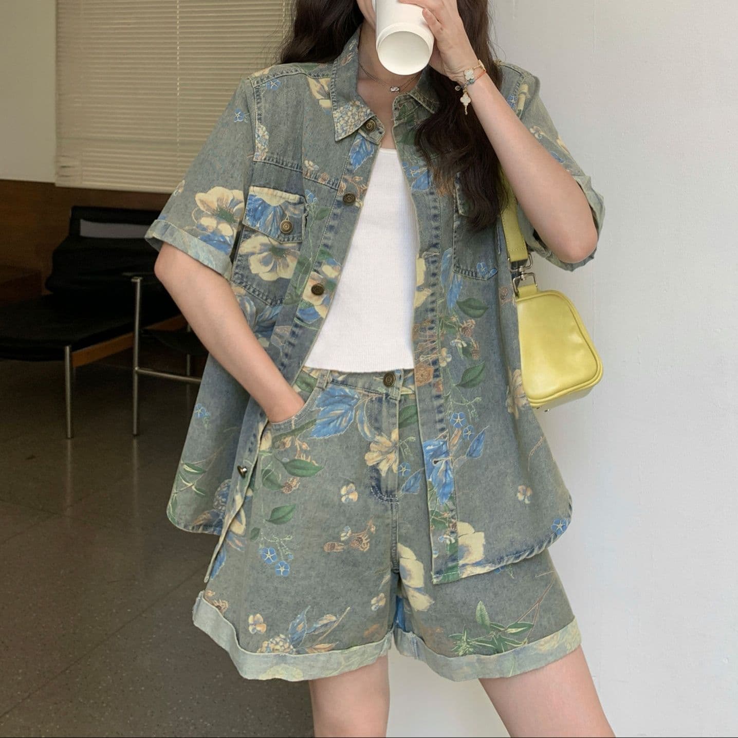 デニムセットアップ 花柄半袖シャツ&ショートパンツ 夏向け レトロかわいい香港風上下セット