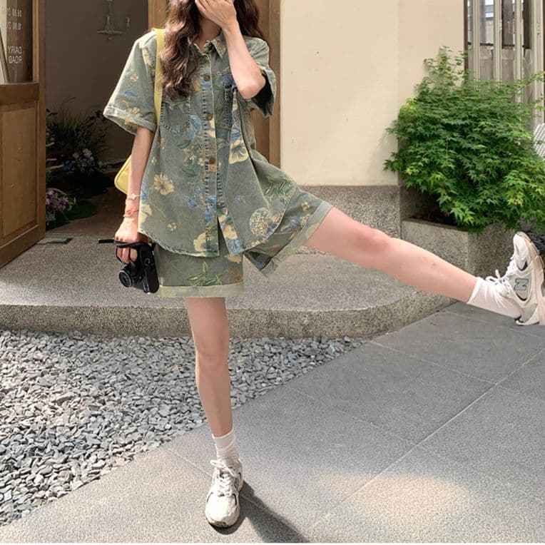 デニムセットアップ 花柄半袖シャツ&ショートパンツ 夏向け レトロかわいい香港風上下セット