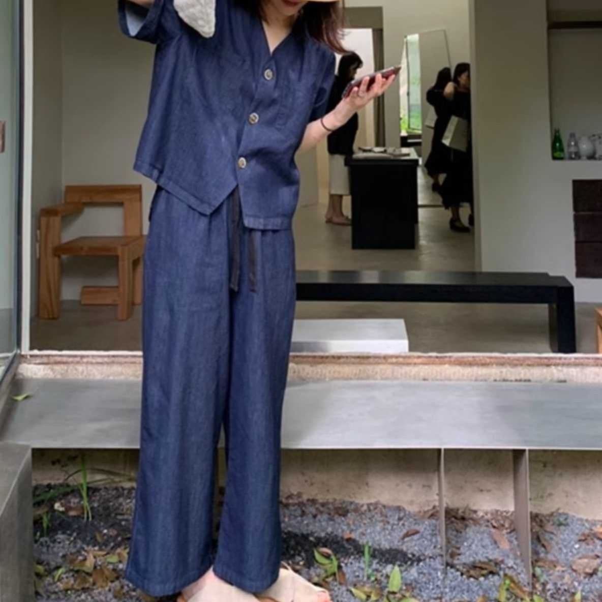 デニムセットアップ Vネック半袖シャツ&ワイドパンツ 夏のゆったりカジュアル2点セット