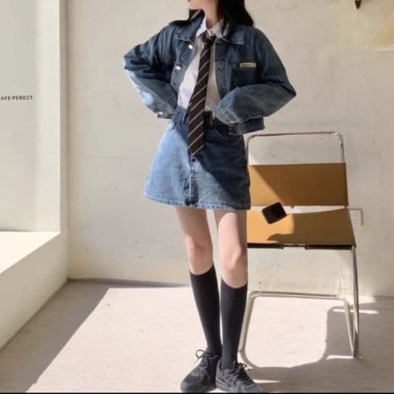 クラシカルショート丈デニムジャケット×ミニスカート 制服風クールガーリーセットアップ