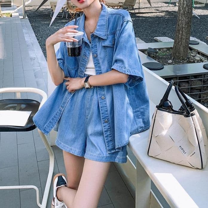 デニムセットアップ シンプル半袖シャツ×ショートパンツ フェミニンカジュアル リラックスコーデセット