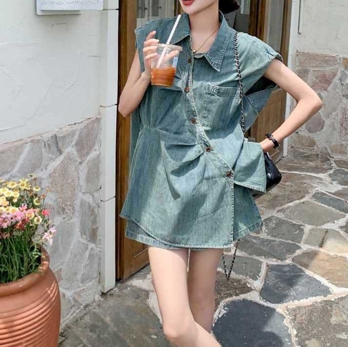 デニムセットアップ ノースリーブシャツ×ワイドショートパンツ レトロかわいい 夏のゆったりひとクセ上下セット