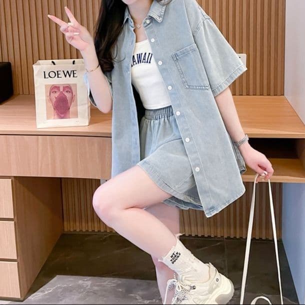 大きめサイズ◎半袖デニムシャツ×ショートパンツ ゆったりこなれ感 夏映えスポーティセットアップ
