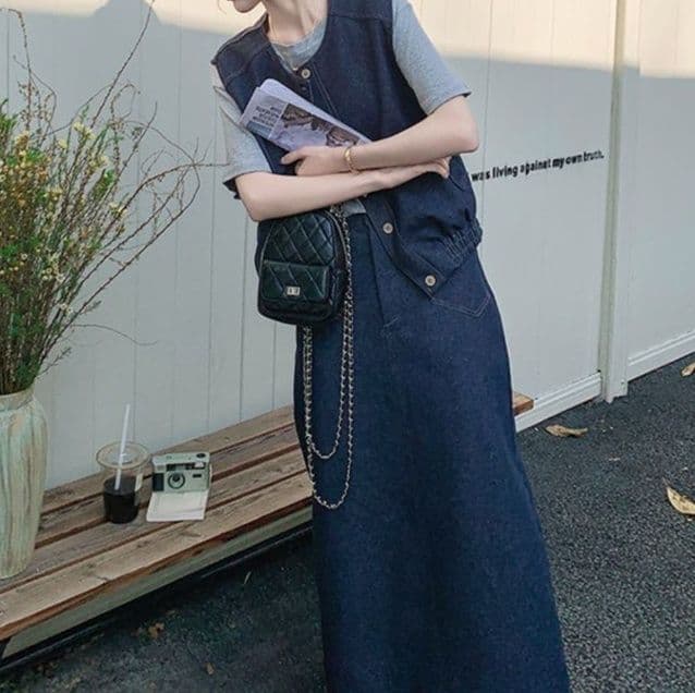 デニムセットアップ ノーカラーベスト・Tシャツ・ロングスカート 上品垢抜け きれいめカジュアル3点セット