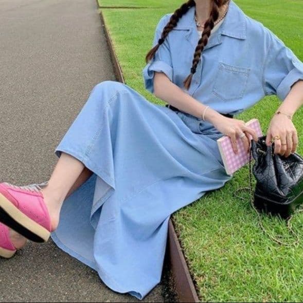 ゆったり半袖デニムシャツ+フレアロングスカート 夏向け ほの甘塩系華奢見えセットアップ