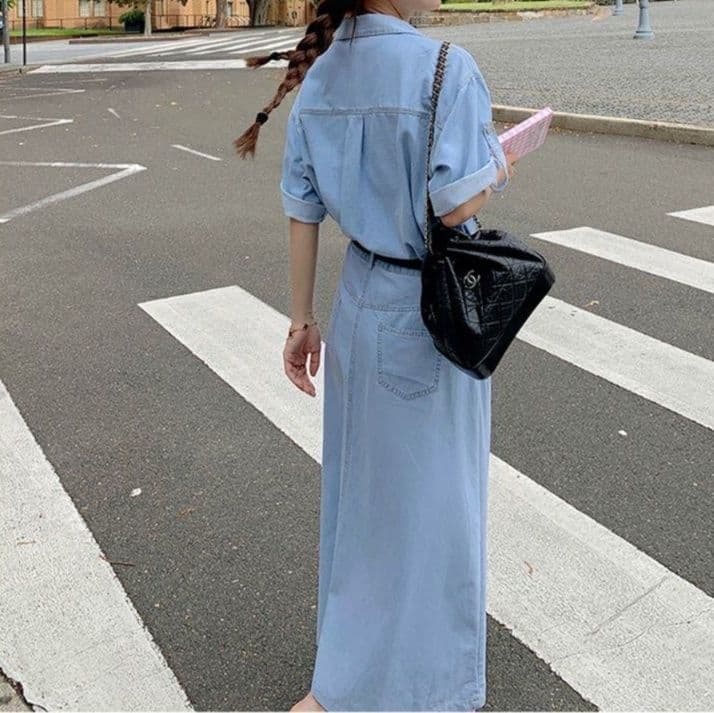 ゆったり半袖デニムシャツ+フレアロングスカート 夏向け ほの甘塩系華奢見えセットアップ