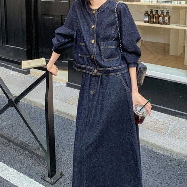 ノーカラーデニムジャケット&フレアロングスカート 上品ディテール きれいめ濃紺セットアップ
