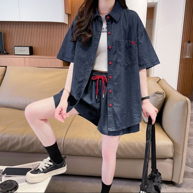 デニムセットアップ 色付きボタン半袖シャツ+ショートパンツ 夏向けゆるかわ2点セット