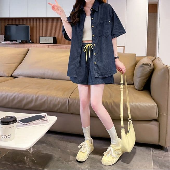デニムセットアップ 色付きボタン半袖シャツ+ショートパンツ 夏向けゆるかわ2点セット
