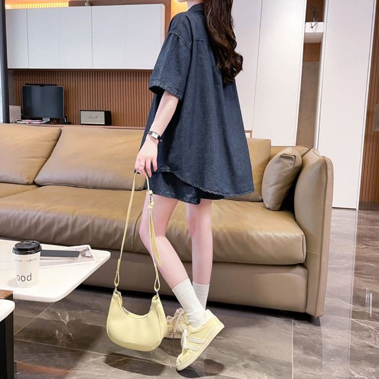 デニムセットアップ 色付きボタン半袖シャツ+ショートパンツ 夏向けゆるかわ2点セット