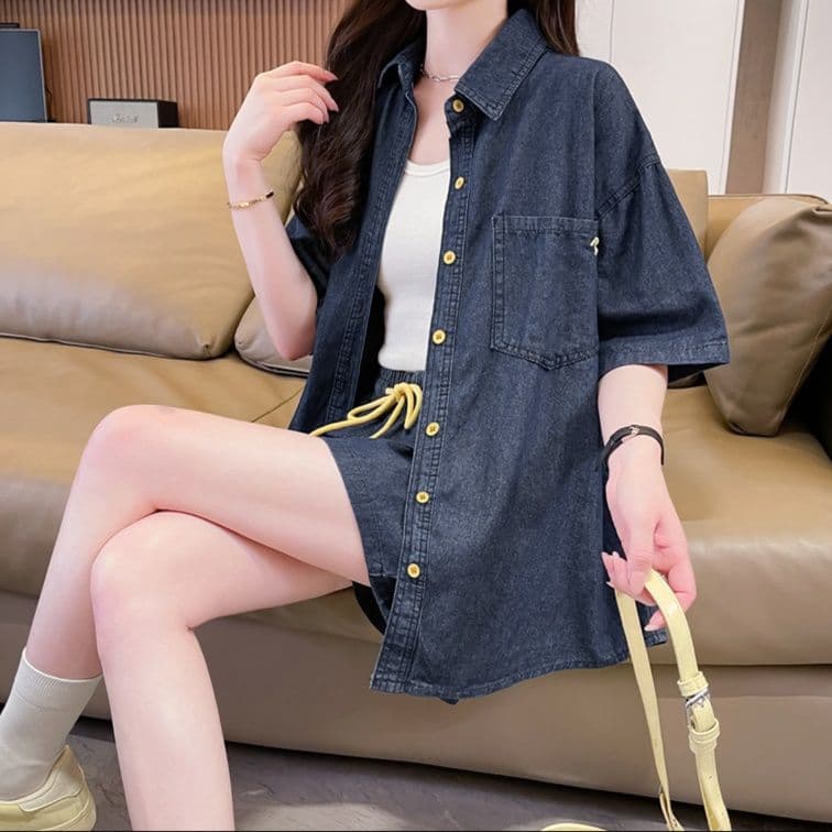 デニムセットアップ 色付きボタン半袖シャツ+ショートパンツ 夏向けゆるかわ2点セット