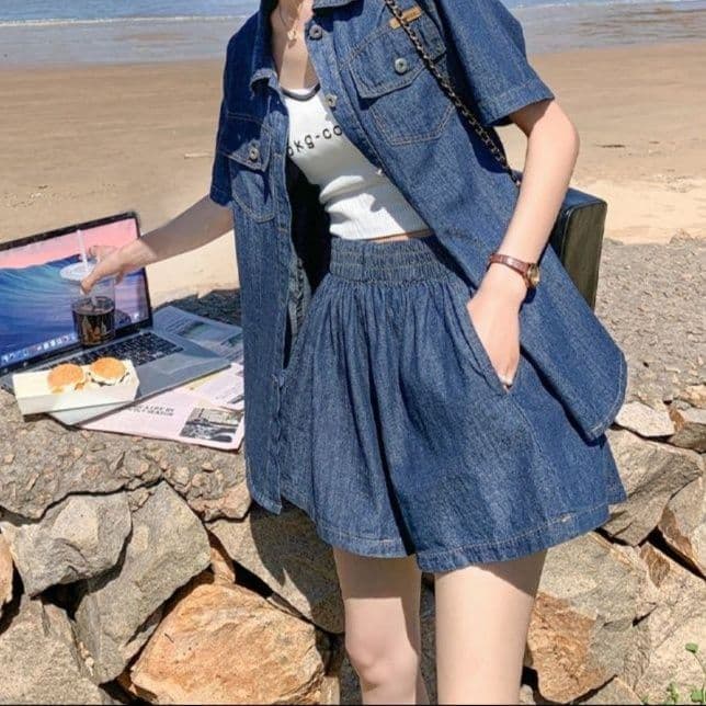 デニムセットアップ クラシカル半袖シャツ&ワイドショートパンツ 夏向け ゆったり爽やか上下セット