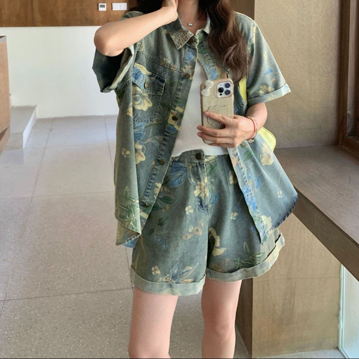 デニムセットアップ 花柄半袖シャツ&ショートパンツ 夏向け レトロかわいい香港風上下セット