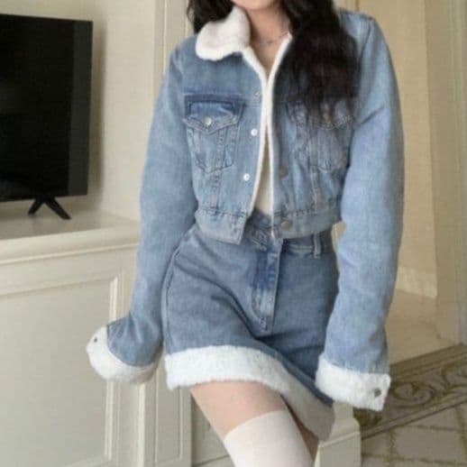 ボア装飾ショートジャケット&台形ミニスカート 大人可愛い 冬の甘辛デニムセットアップ