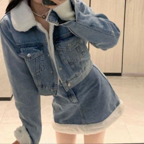 ボア装飾ショートジャケット&台形ミニスカート 大人可愛い 冬の甘辛デニムセットアップ