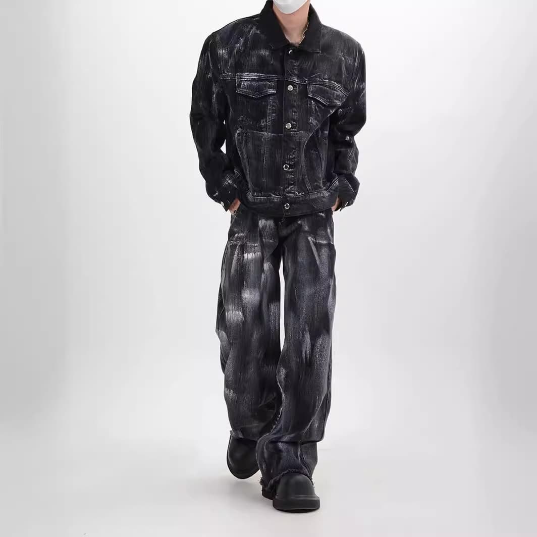 ブラックデニムセットアップ スプラッシュ加工ジャケット×ワイドパンツ メンズ向け 個性派ヴィンテージ風コーデセット